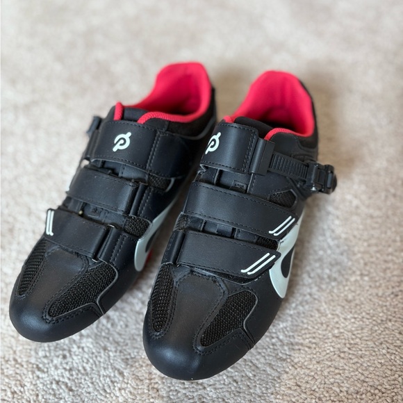 Peloton Black Cycling Shoes with Red Interior - Picture 1 of 3